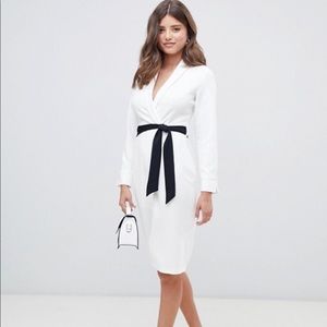 Closet london dress with contrast belt